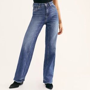 Free People relaxed straight slouch jeans size 26
